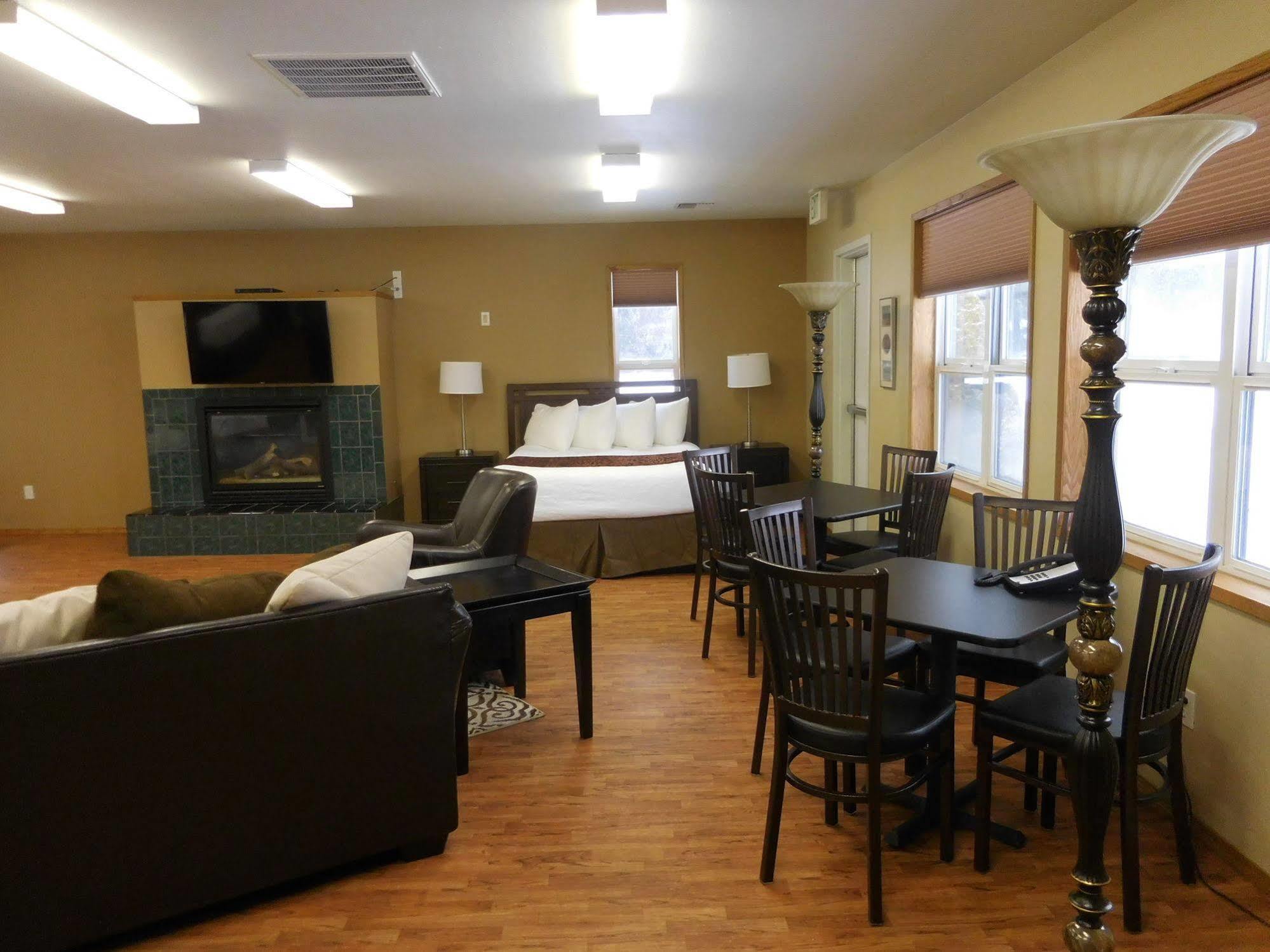 Cowlitz River Lodge Packwood Luaran gambar